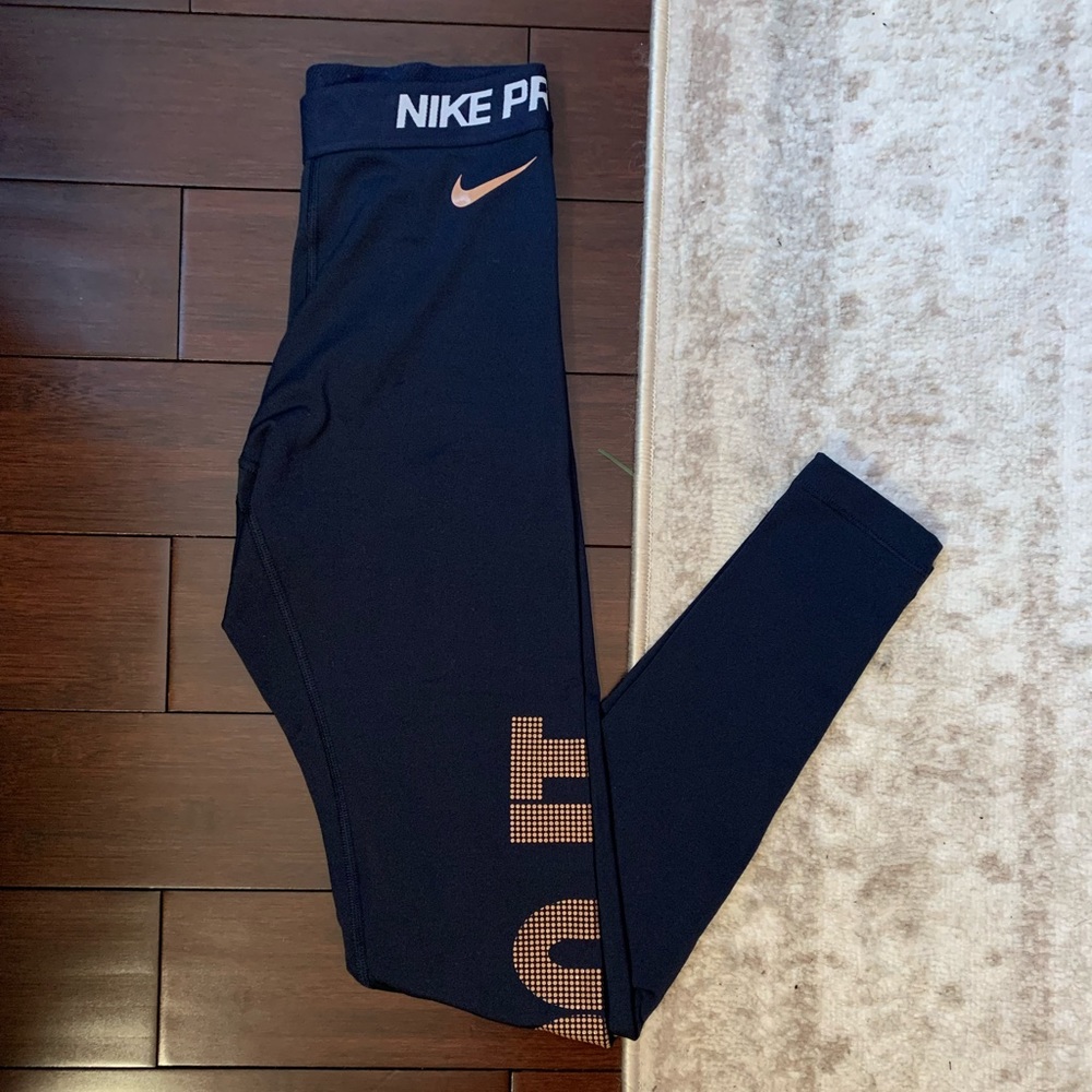 Nike Pro Leggings NWOT